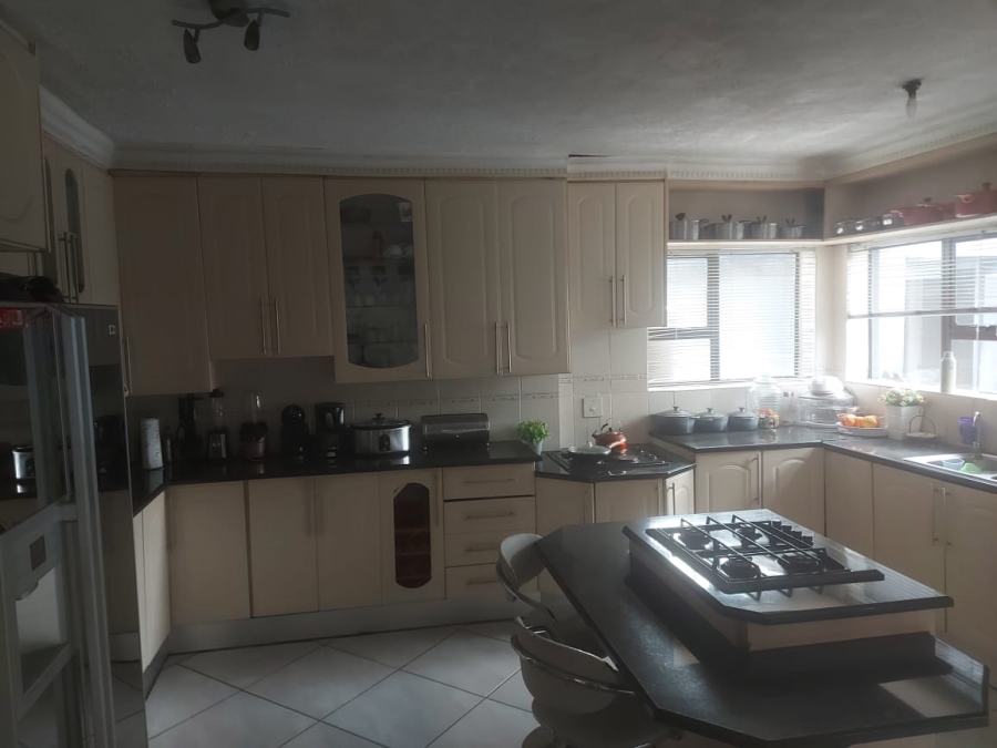 4 Bedroom Property for Sale in Oos Einde North West